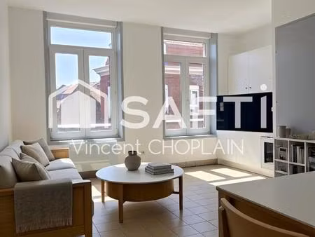 lille fives appartement rénové de 42 m² – 3 pièces à 5 minutes du métro