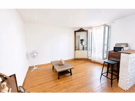 appartement les lilas 35 m² t-2 à vendre  240 000 €