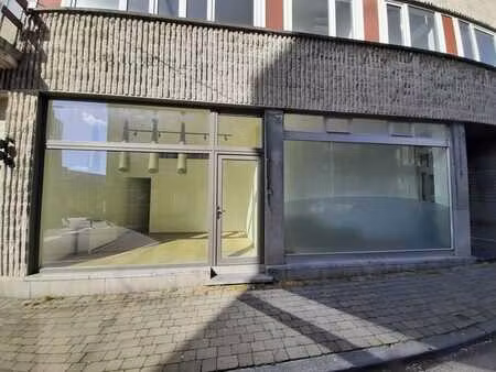 bureau à louer rénové à ciney