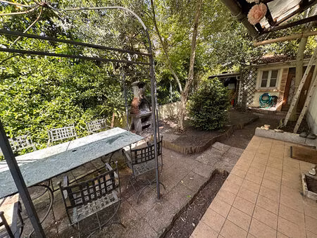 maison suresnes / 3 pièces 75.12 m2 / beau potentiel sur le quartier carnot-gambetta