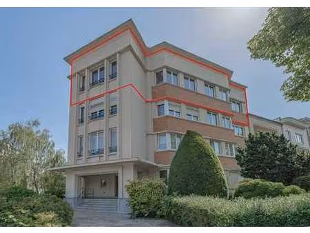 roosevelt - superb appt 140m² + garage