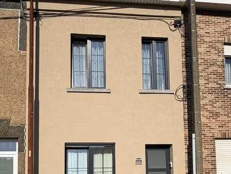 maison 3 chambres à leeuw-saint-pierre  à vendre
