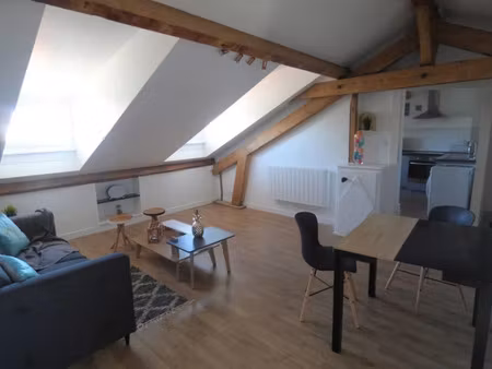 location meublée appartement 3 pièces 56 m² à metz (57000)  790 €