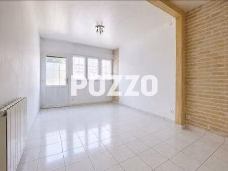 location maison à beuzeville (27210) : à louer / 62m² beuzeville