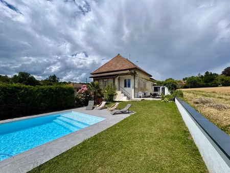 location meublée maison 6 pièces 180 m² à villieu-loyes-mollon (01800)  2 600 €