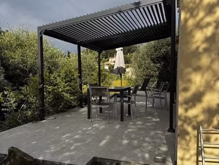 location villa 4 pièces 80 m² à ceyreste (13600)  2 100 €