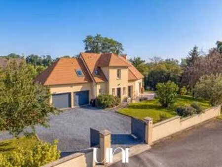 vente maison à monceaux-en-bessin (14400) : à vendre / 137m² monceaux-en-bessin