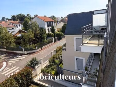 vente appartement 3 pièces à garches (92380) : à vendre 3 pièces / 54m² garches