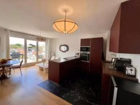 location appartement 4 pièces à nantes canclaux - mellinet (44000) : à louer 4 pièces / 81