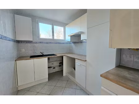 appartement chelles 55.79 m² t-3 à vendre  167 000 €