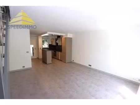 appartement duplex 2 chambres à mandres-les-roses