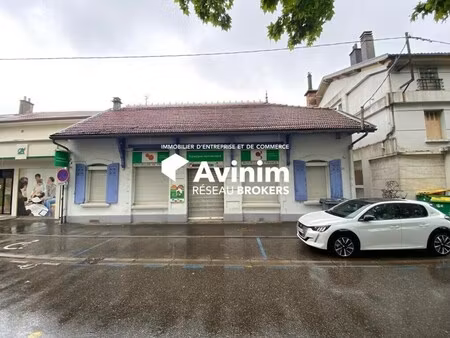 vente local d’activités le pont de claix 38800 275m²