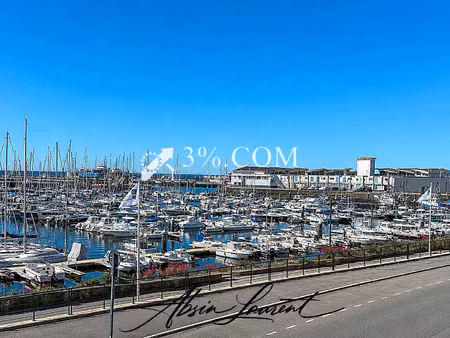 appartement vue mer 38m2 env.  + garage