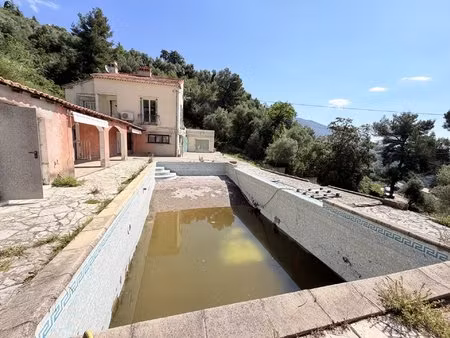 l'art de vivre réinventé – bas de villa avec jardin et piscine en cours de rénovation