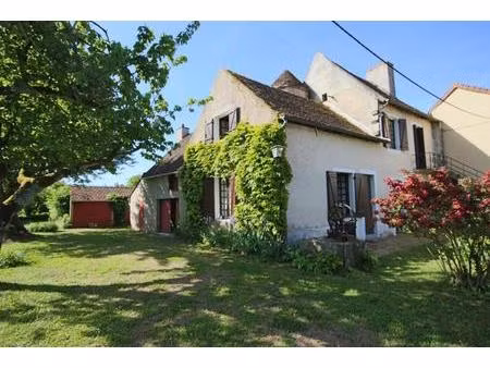 masion de 17ème sur 1 470 m² de terrain clos