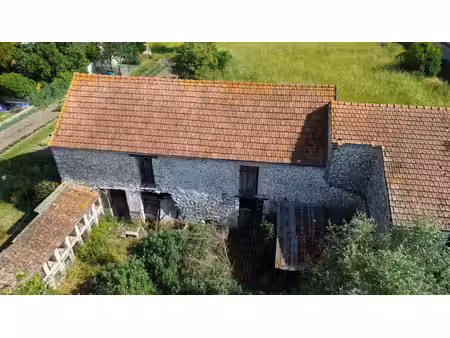 grange à rénover avec fort potentiel d'aménagement