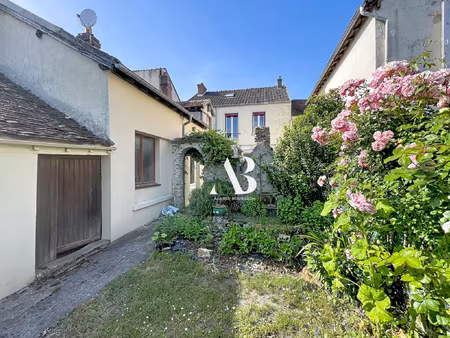 maison de ville 6 picèes 117m2