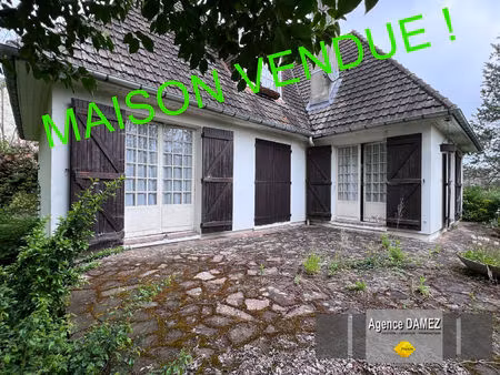 3 km dourdan  sainte-mesme  maison traditionnelle sur sous-sol  4 pièces  115 m²  terrain 