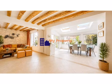 rare - maison de charme familiale à vendre à carrières-sur-se