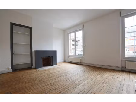 location appartement  m² t-2 à abbeville  620 €