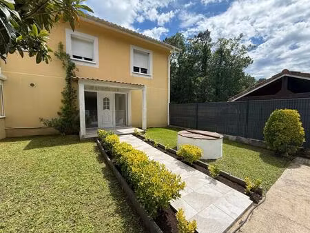 location appartement 3 pièces 80m² st pierre du mont 40280