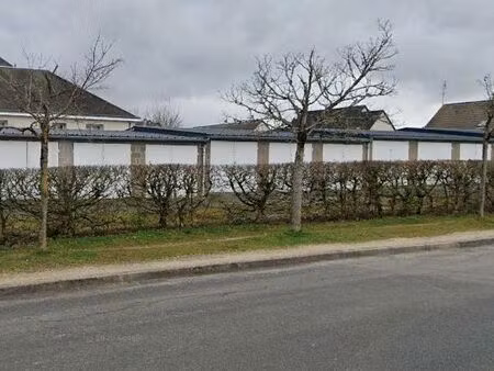 location parking blois 41000