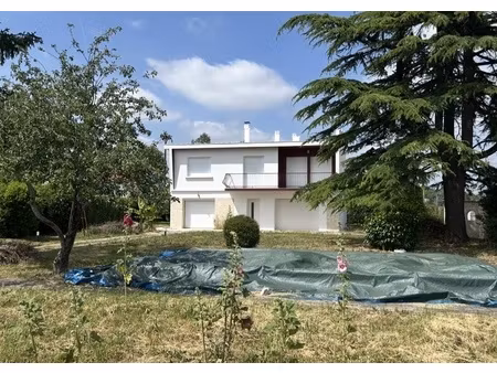 maison 6 pièces - 160 m²