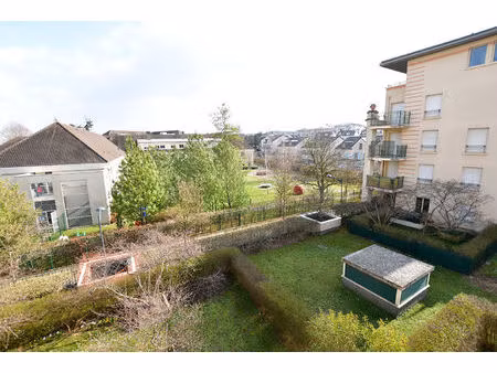 appartement saint cyr l'ecole 5 pièce(s) 91.38 m²  3 chambres  1 box et un parking en sous