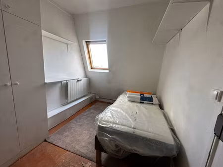 studio meuble 11.58 m² a louer bd des batignolles
