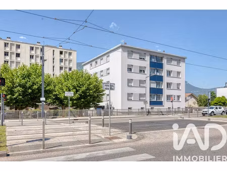 appartement à saint-égrève (38120)