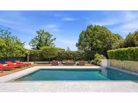 valbonne village à pied — villa familiale avec piscine