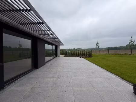 huis te huur in merelbeke-melle met 2 slaapkamers