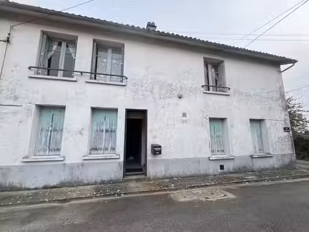 vente maison 6 pièces 119 m² à londigny (16700)  66 780 €