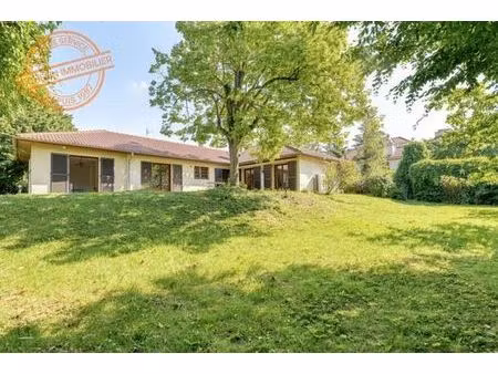villa de luxe de 6 pièces en vente champagne-au-mont-d'or  auvergne-rhône-alpes