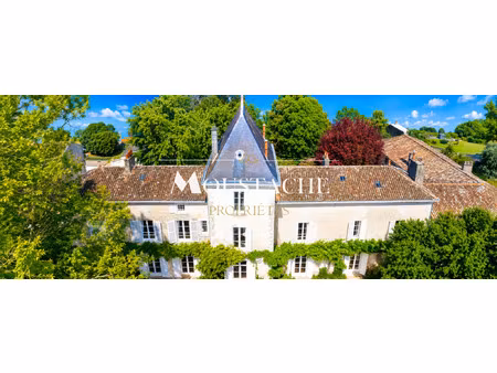 manoir du xviiie & sa maison de gardien - parc arboré de 2 h