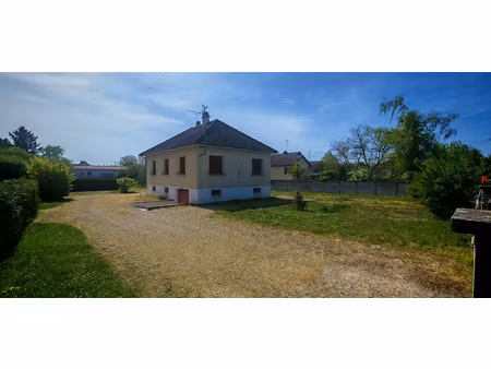 seulement 150000eur ! maison 3 chambres avec sous-sol total et