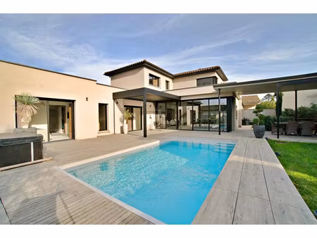 vente maison 7 pièces 250 m² fareins (01480)