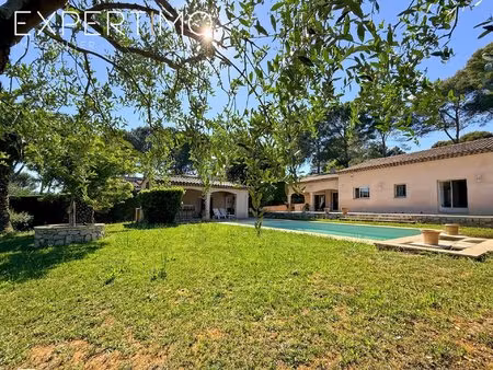 exclusivité mougins magnifique néo provençale de plain-pied  piscine  pool-horse  garage..