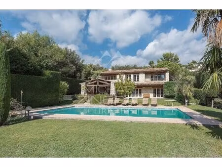 proche de saint paul de vence - villa d'architecte