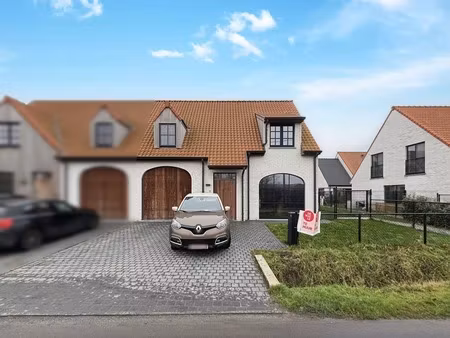 huis te huur in veurne met 3 slaapkamers