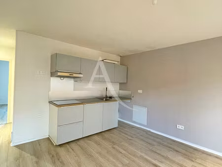 location appartement 3 pièces 61m²