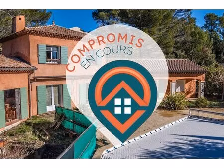 exclusivite flayosc villa a terminer 220m2 6 chambres sur terrain de 4000m2 avec piscine