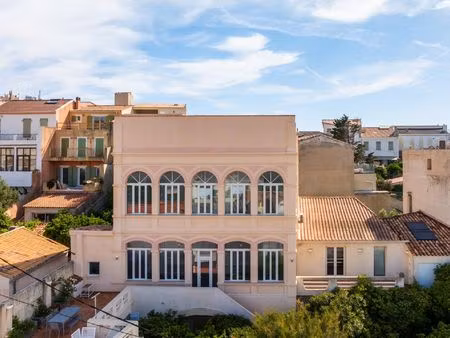 location maison de luxe marseille 7 6 pièces 236 m² <meta name="description" content="excl