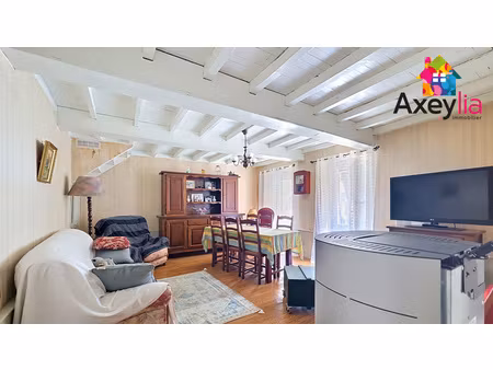 a vendre - secteur balbigny - maison individuelle avec terrain sans vis a vis