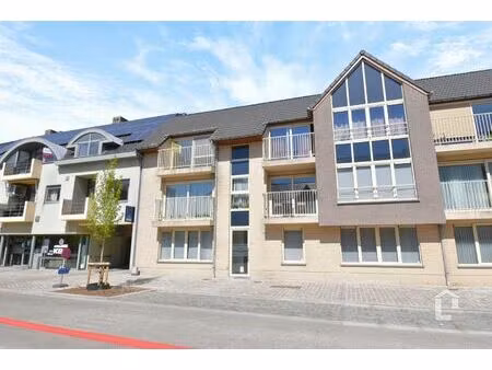 appartement te huur in nazareth-de pinte met 2 slaapkamers