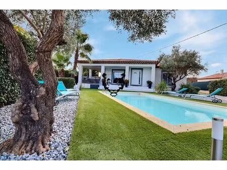 superbe villa moderne - le muy