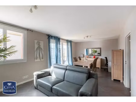 appartement à louer 3 pièces 66.7 m² - joué-lès-tours (37) - 773€