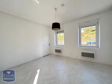 appartement à louer 1 pièce 30 m² - longuyon (54) - 400€