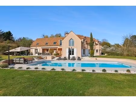 maison de luxe en vente à chambourcy  île-de-france