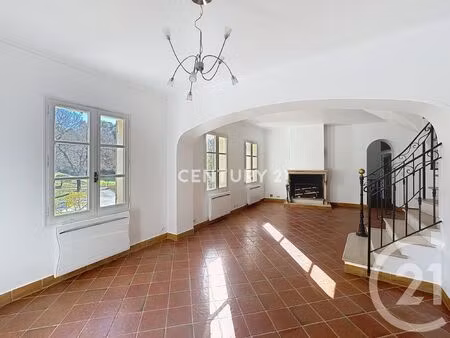 location maison 4 pièces 167m² aubagne 13400